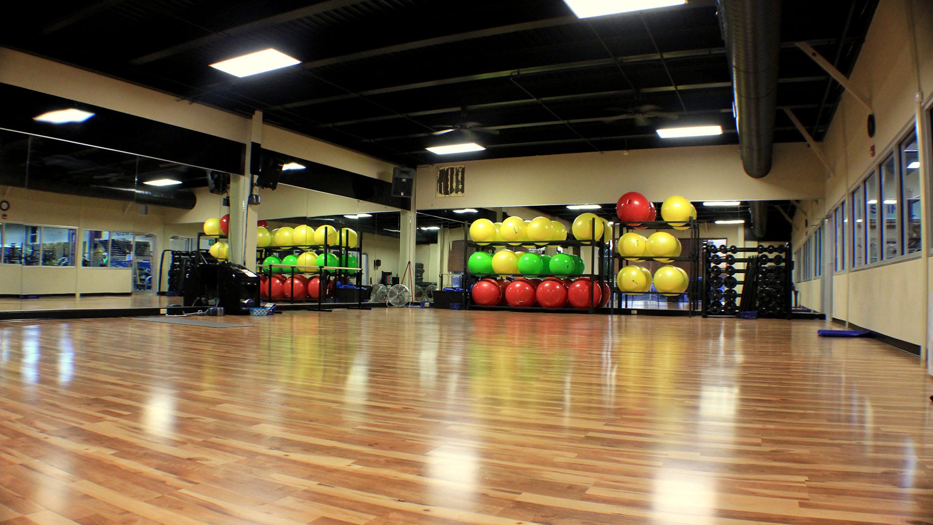 Charter Oak Facility - Dynamic Health & Fitness